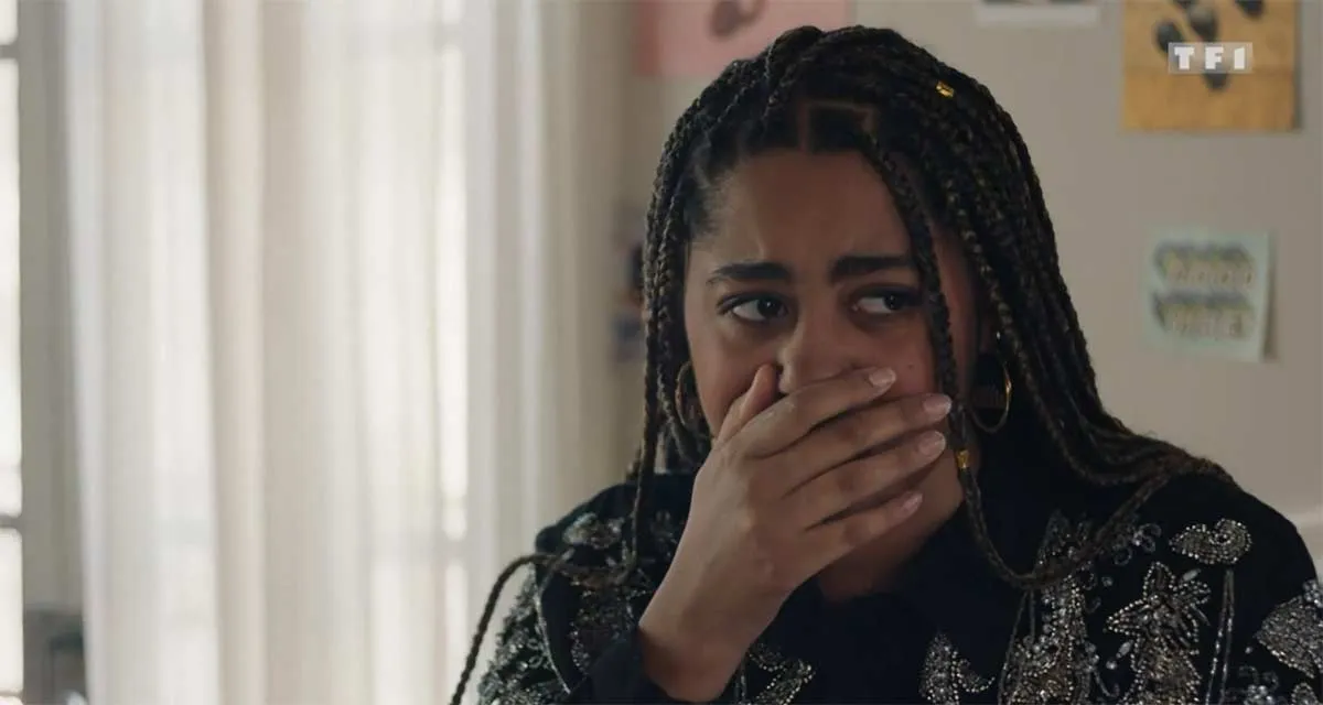 Ici tout commence (spoiler) : Tom accusé d’être le délateur anonyme, Billie s’effondre en larmes après sa rupture sur TF1 Ici tout commence (spoiler) : Tom accusé d’être le délateur anonyme, Billie s’effondre en larmes après sa rupture sur TF1