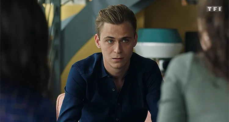 Demain nous appartient (spoiler) : Bart va-t-il être le père du bébé de Roxane et Sara sur TF1 ? Demain nous appartient (spoiler) : Bart va-t-il être le père du bébé de Roxane et Sara sur TF1 ?