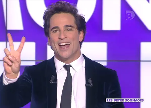 Touche pas à mon poste : Florent Peyre imite Mika devant 4.7% du public Touche pas à mon poste : Florent Peyre imite Mika devant 4.7% du public