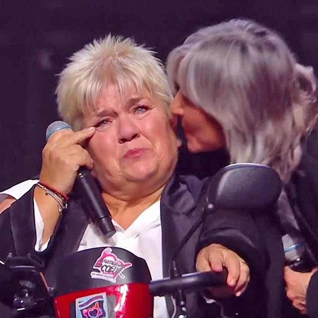 Les Enfoirés 2025 : Pierre Garnier provoque l'hilarité des téléspectateurs,  Mimie Mathy en larmes… Quelle audience pour le concert sur TF1 ? |  Toutelatele