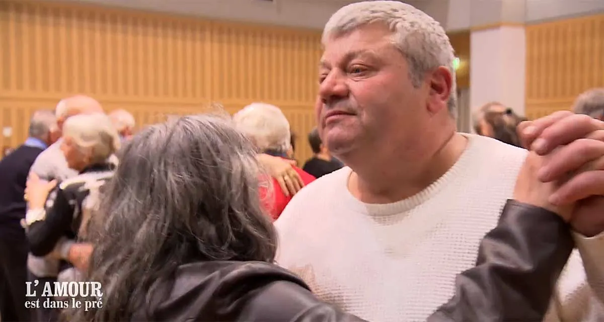 L’amour est dans le pré : Jean-Paul choisit Maria, elle rembarre sèchement Christelle L’amour est dans le pré : Jean-Paul choisit Maria, elle rembarre sèchement Christelle