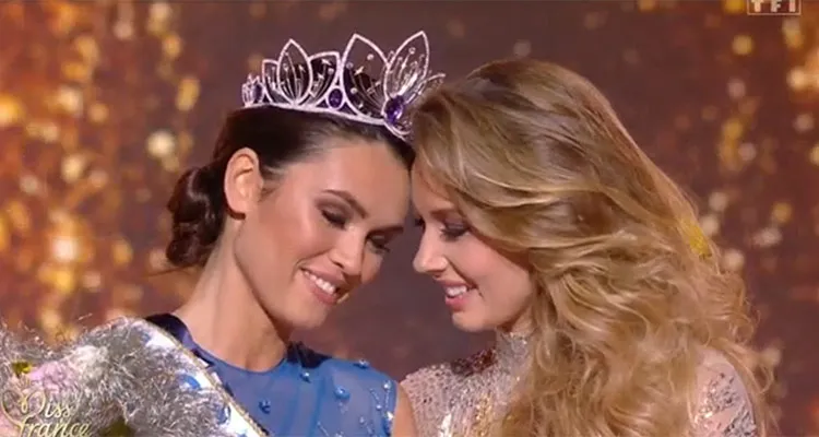 Audiences TV Prime (samedi 11 décembre 2021) : Miss France 2022 (TF1) écrase Les Grosses têtes (France 2), Avis de tempête résiste sur France 3 Audiences TV Prime (samedi 11 décembre 2021) : Miss France 2022 (TF1) écrase Les Grosses têtes (France 2), Avis de tempête résiste sur France 3