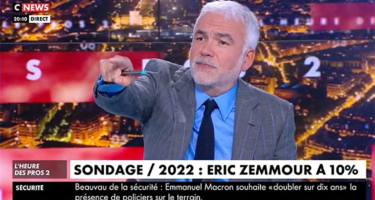 L’Heure des Pros : Pascal Praud passe un savon à ses chroniqueurs, CNews explose L’Heure des Pros : Pascal Praud passe un savon à ses chroniqueurs, CNews explose