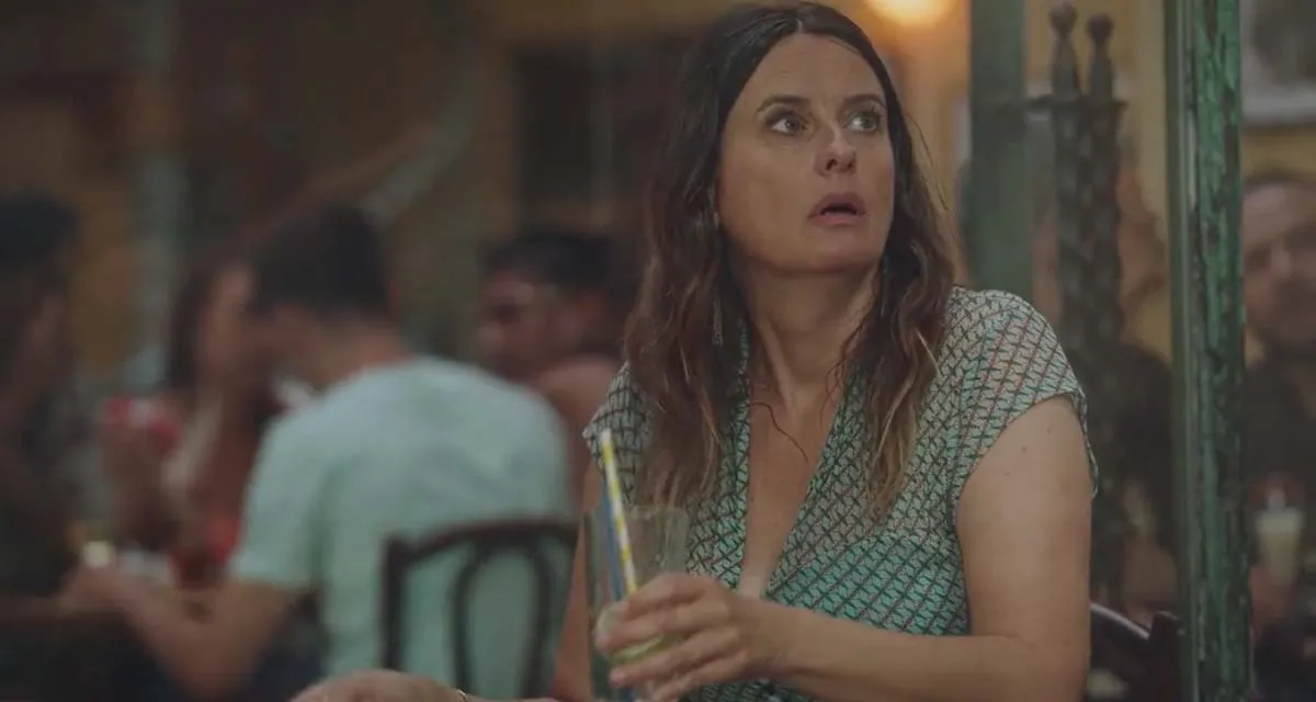 Plus belle la vie (spoiler) : Luna sous le choc du meurtre de Bastien, des retrouvailles poignantes pour Léo sur France 3 Plus belle la vie (spoiler) : Luna sous le choc du meurtre de Bastien, des retrouvailles poignantes pour Léo sur France 3