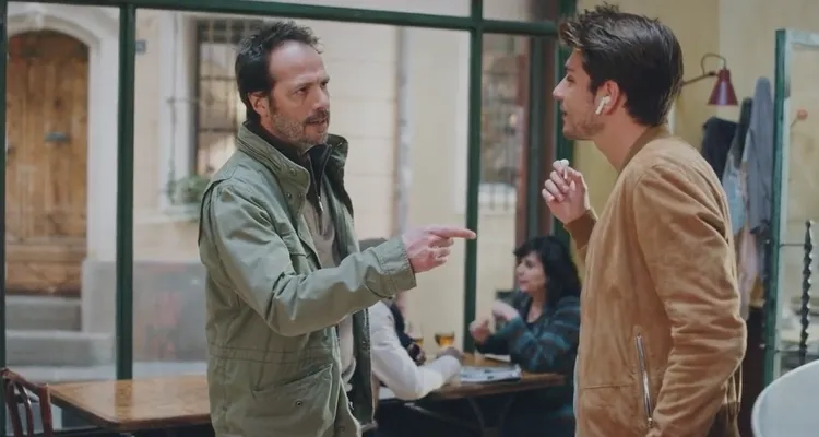 Plus belle la vie (spoiler) : la guerre est déclarée entre Théo et Franck, le frère caché d’un personnage débarque au Mistral Plus belle la vie (spoiler) : la guerre est déclarée entre Théo et Franck, le frère caché d’un personnage débarque au Mistral