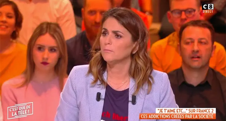 C’est que de la télé : Valérie Bénaïm glisse en audience, W9 chipe le leadership à C8 C’est que de la télé : Valérie Bénaïm glisse en audience, W9 chipe le leadership à C8