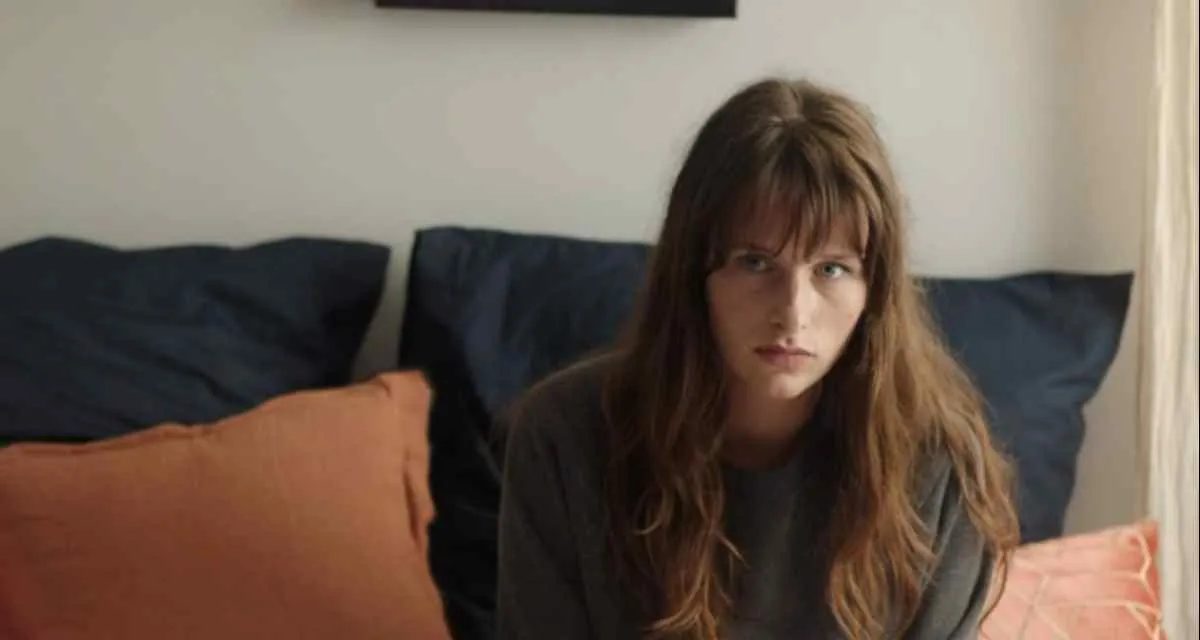 Demain nous appartient (spoiler) : Emma (Luna Lou) culpabilise, Damien totalement dépité sur TF1 Demain nous appartient (spoiler) : Emma (Luna Lou) culpabilise, Damien totalement dépité sur TF1