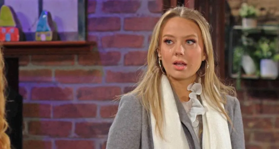 Abby (Melissa Ordway) s’effondre en larmes Abby (Melissa Ordway) s’effondre en larmes