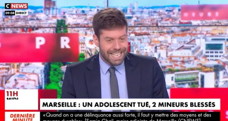 L’heure des pros : les clashs se multiplient en l’absence de Pascal Praud, Julien Pasquet en perte de contrôle ? L’heure des pros : les clashs se multiplient en l’absence de Pascal Praud, Julien Pasquet en perte de contrôle ?