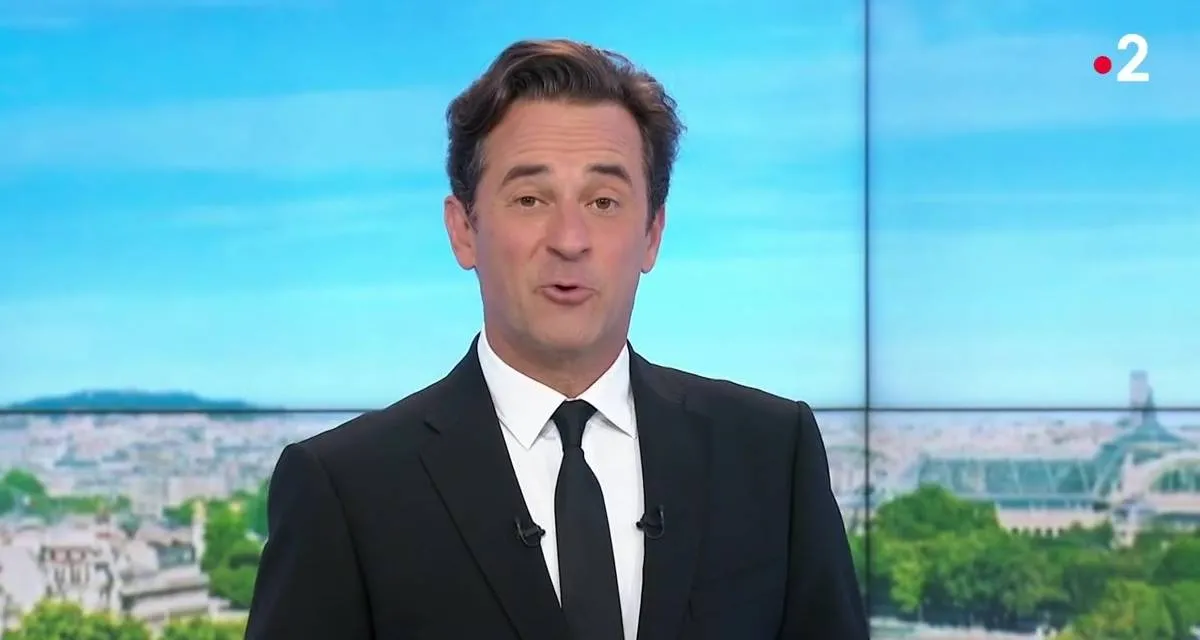 Nathanael de Rincquesen en grosse difficulté, son départ se précise sur France 2 Nathanael de Rincquesen en grosse difficulté, son départ se précise sur France 2