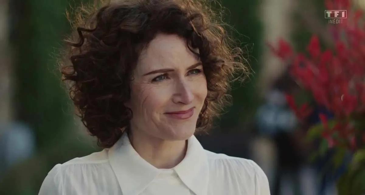 Les Randonneuses (TF1) : une saison 2 après le décès de Valérie ? Les révélations d’Elsa Lunghini (Clotilde, Ici tout commence) Les Randonneuses (TF1) : une saison 2 après le décès de Valérie ? Les révélations d’Elsa Lunghini (Clotilde, Ici tout commence)