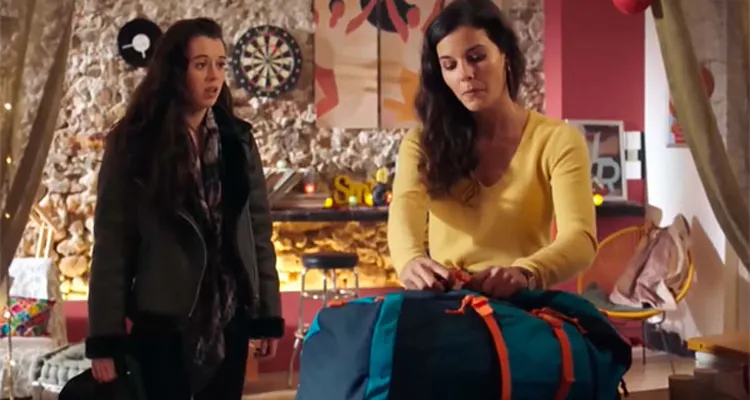 Demain nous appartient (spoiler) : pourquoi Roxane, la copine de Sara, est la terroriste Demain nous appartient (spoiler) : pourquoi Roxane, la copine de Sara, est la terroriste