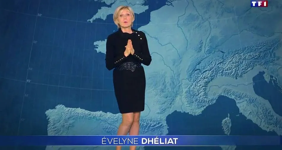 TF1 : Évelyne Dhéliat s’en va, une chute spectaculaire sur la chaîne privée TF1 : Évelyne Dhéliat s’en va, une chute spectaculaire sur la chaîne privée