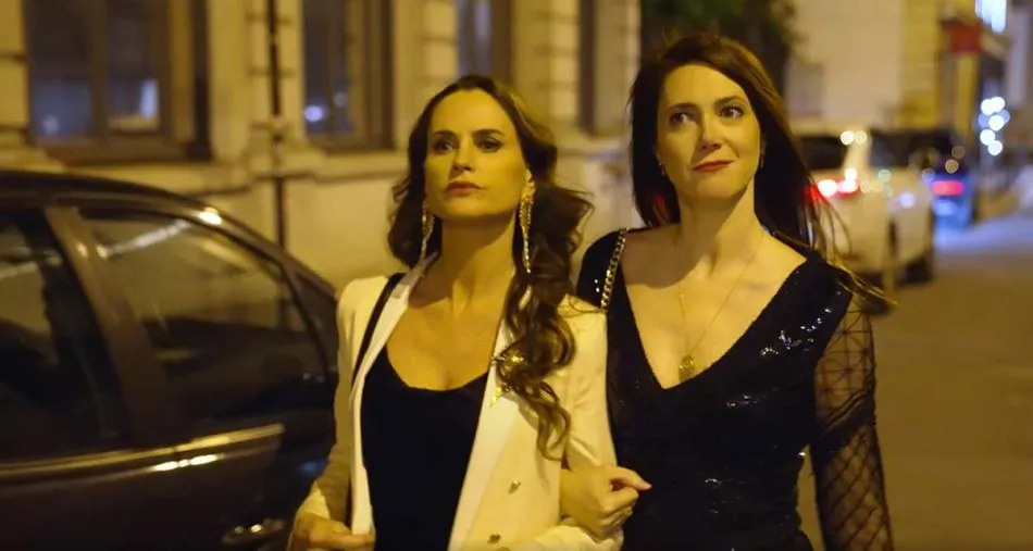 Les mystères de l’amour (spoiler) : Ingrid (Carole Dechantre) sauve Sandra Wolf, un meurtre inattendu sur TMC Les mystères de l’amour (spoiler) : Ingrid (Carole Dechantre) sauve Sandra Wolf, un meurtre inattendu sur TMC