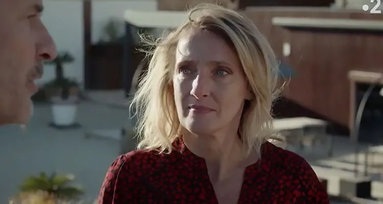Un si grand soleil (spoiler) : Alix (Nadia Fossier) à la tête d’un réseau de prostitution ? Coup de théâtre pour Eve (Emma Colberti) sur France 2 Un si grand soleil (spoiler) : Alix (Nadia Fossier) à la tête d’un réseau de prostitution ? Coup de théâtre pour Eve (Emma Colberti) sur France 2