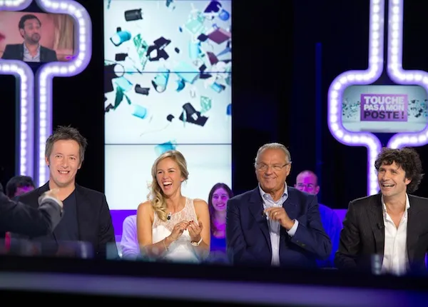 Touche pas à mon poste : Marina Carrère d’Encausse et Alex Goude chez Cyril Hanouna Touche pas à mon poste : Marina Carrère d’Encausse et Alex Goude chez Cyril Hanouna