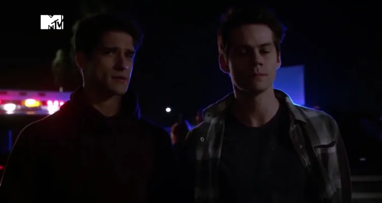 Teen Wolf : l’ultime saison 6 avec les Ghost Riders, une nouvelle menace pour Scott et Stiles Teen Wolf : l’ultime saison 6 avec les Ghost Riders, une nouvelle menace pour Scott et Stiles