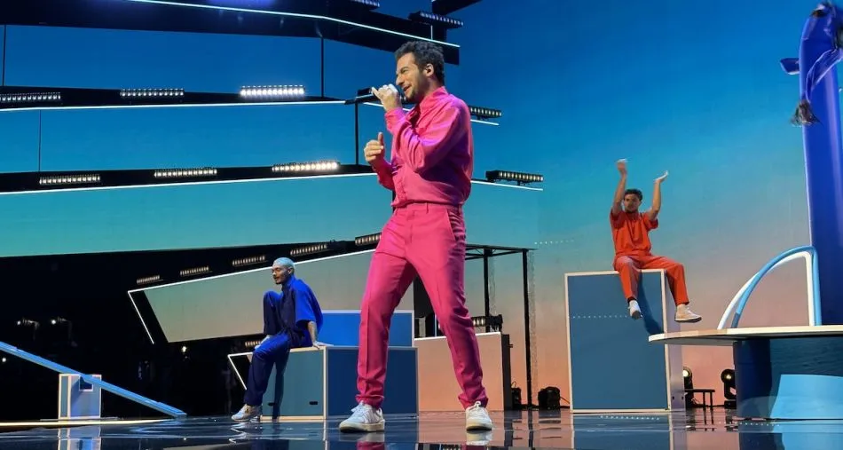 Amir de retour sur une scène de l’Eurovision après 7 ans d’absence
