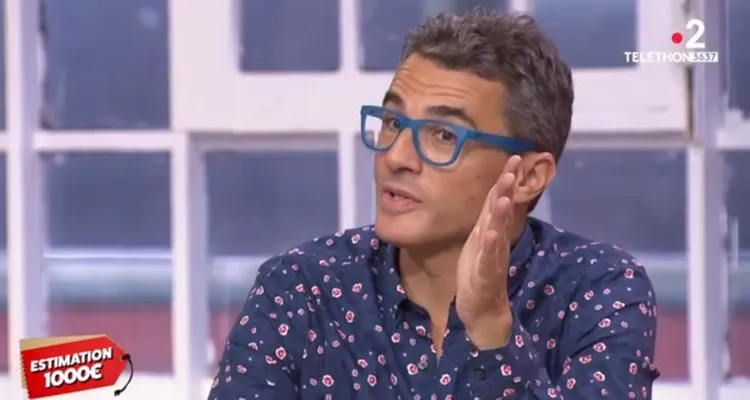 Affaire conclue : Julien Cohen et Caroline Margeridon forcent un vendeur à une « enchère surprise », Sophie Davant affaiblie Affaire conclue : Julien Cohen et Caroline Margeridon forcent un vendeur à une « enchère surprise », Sophie Davant affaiblie