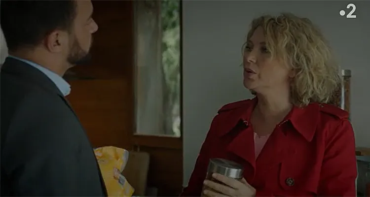 Candice Renoir (saison 10) : tragédie pour Cécile Bois et Raphaël Lenglet (Antoine), France 2 chamboule sa stratégie Candice Renoir (saison 10) : tragédie pour Cécile Bois et Raphaël Lenglet (Antoine), France 2 chamboule sa stratégie