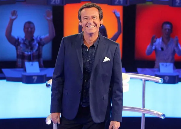 Jean-Luc Reichmann, prochain locataire de l’access de TF1 avec Au pied du mur Jean-Luc Reichmann, prochain locataire de l’access de TF1 avec Au pied du mur