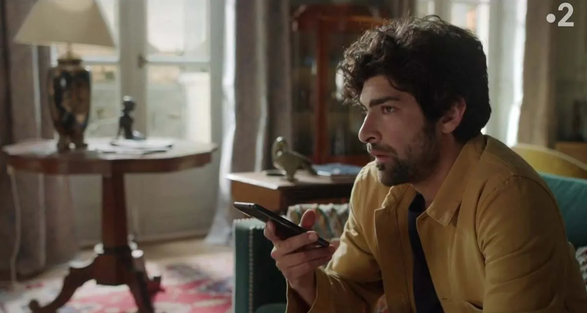 Un si grand soleil (spoiler) : Akim et Noémie déjà séparés ? Louis attaque Myriam sur France 2 Un si grand soleil (spoiler) : Akim et Noémie déjà séparés ? Louis attaque Myriam sur France 2