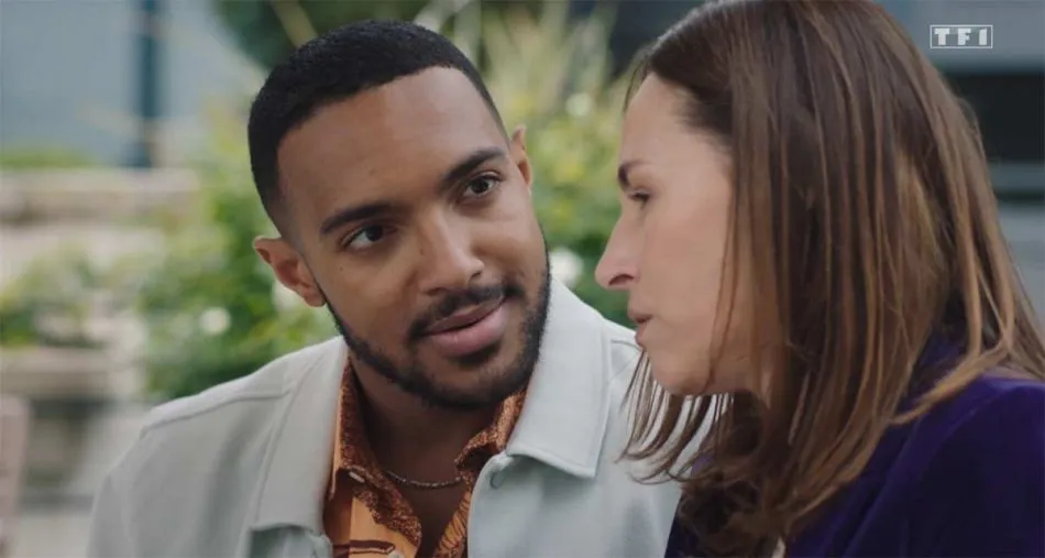Ici tout commence en avance : Théo et Lisandro se réconcilient, Solal avoue ses sentiments pour Rose (épisode du vendredi 19 mai 2023 sur TF1) Ici tout commence en avance : Théo et Lisandro se réconcilient, Solal avoue ses sentiments pour Rose (épisode du vendredi 19 mai 2023 sur TF1)