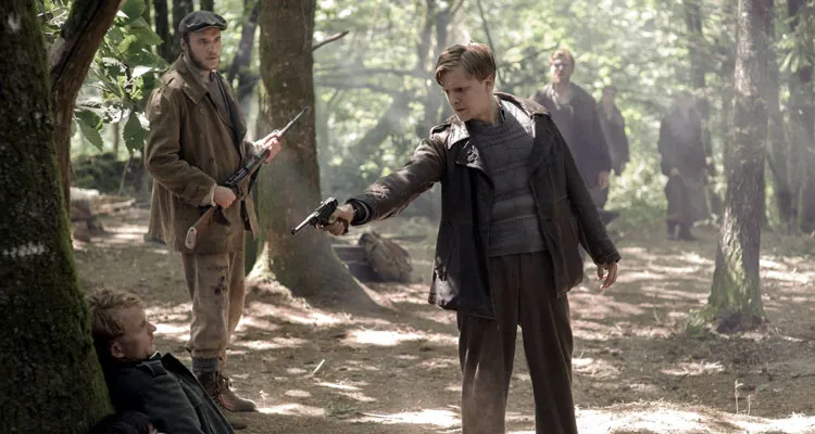 Martin Loizillon (Un village français - saison 6) : « Antoine prend conscience qu’avec Suzanne, ça ne marche pas » Martin Loizillon (Un village français - saison 6) : « Antoine prend conscience qu’avec Suzanne, ça ne marche pas »