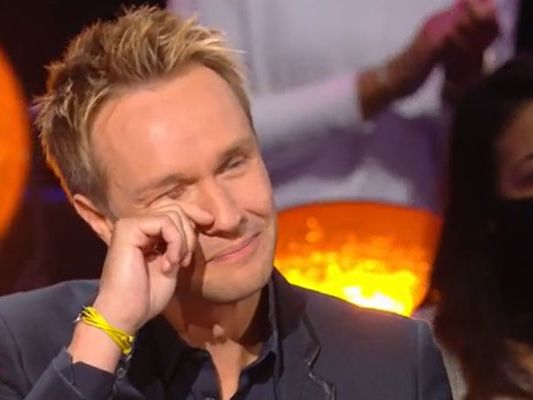 La boîte à secrets : Cyril Féraud ému aux larmes, Faustine Bollaert  impactée en audience sur France 3 | Toutelatele