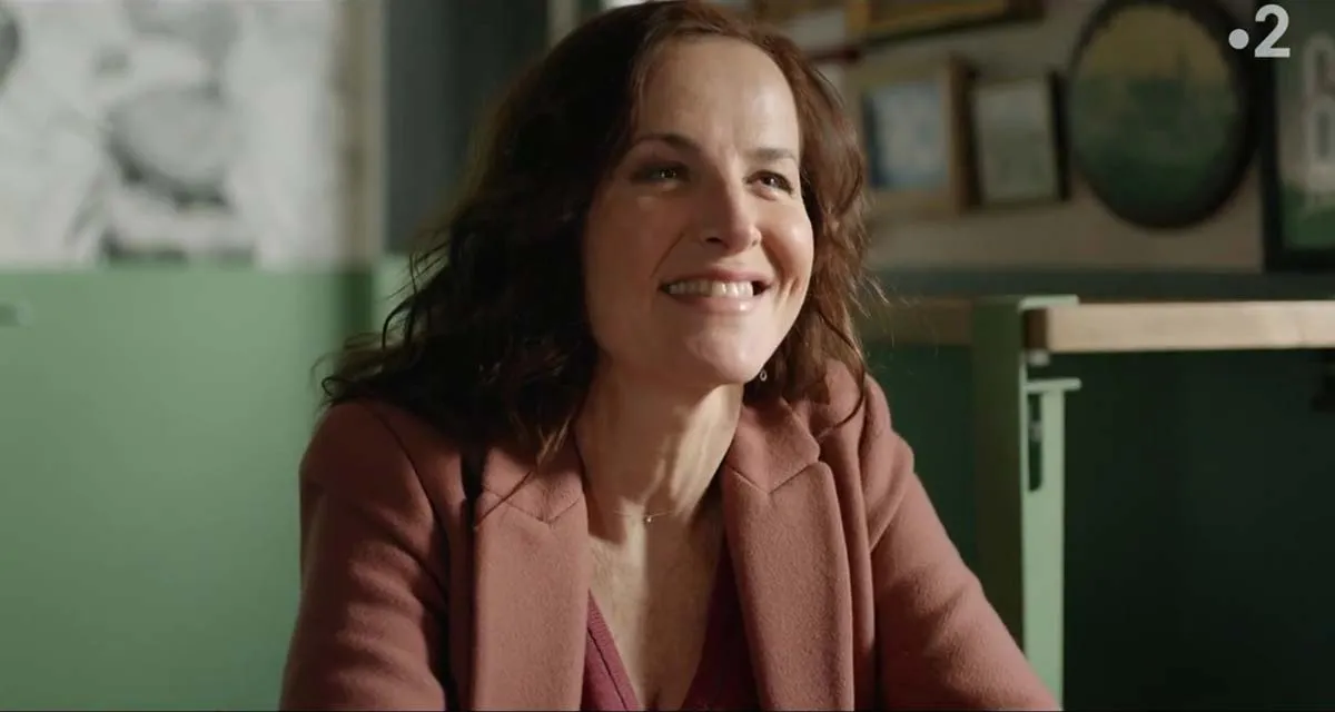 Un si grand soleil (spoiler) : une vengeance choc pour Hélène, Chloé évite le chaos sur France 2 Un si grand soleil (spoiler) : une vengeance choc pour Hélène, Chloé évite le chaos sur France 2