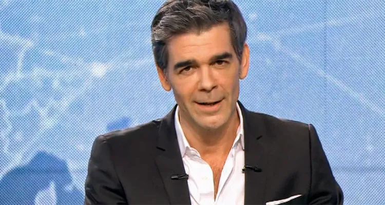 Audiences JT (mercredi 19 mai 2016) : la bonne santé des JT de M6 avec Kareen Guiock et Xavier de Moulins Audiences JT (mercredi 19 mai 2016) : la bonne santé des JT de M6 avec Kareen Guiock et Xavier de Moulins