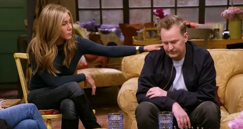 Jennifer Aniston et Matthew Perry dans Les Retrouvailles de Friends en 2021