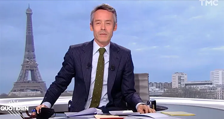 Quotidien : Yann Barthès et Cyril Hanouna se copient, la religion catholique ridiculisée sur TMC Quotidien : Yann Barthès et Cyril Hanouna se copient, la religion catholique ridiculisée sur TMC