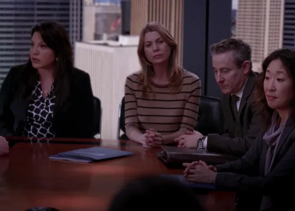 Grey’s anatomy : une démission qui tient le public en haleine sur TF1 Grey’s anatomy : une démission qui tient le public en haleine sur TF1