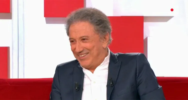 Vivement dimanche : France 2 remanie, Michel Drucker s’approche de la fin Vivement dimanche : France 2 remanie, Michel Drucker s’approche de la fin