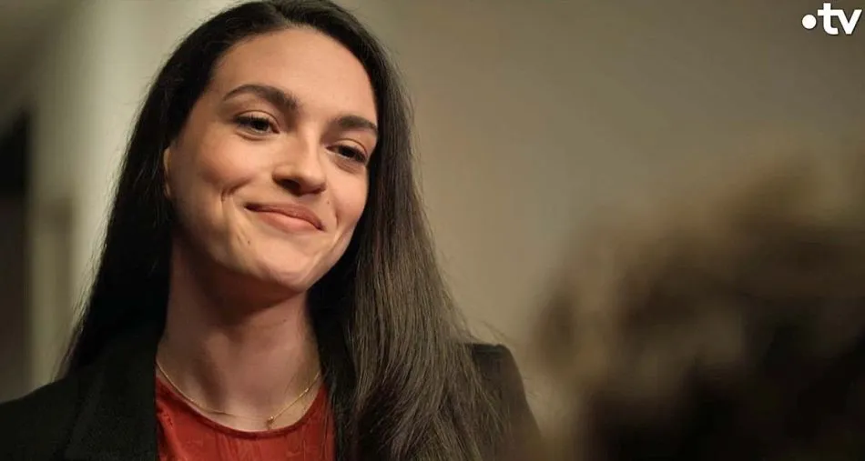 Un si grand soleil (spoiler) : Victor face à la mort ? Laurine humilie Chloé sur France 2 Un si grand soleil (spoiler) : Victor face à la mort ? Laurine humilie Chloé sur France 2