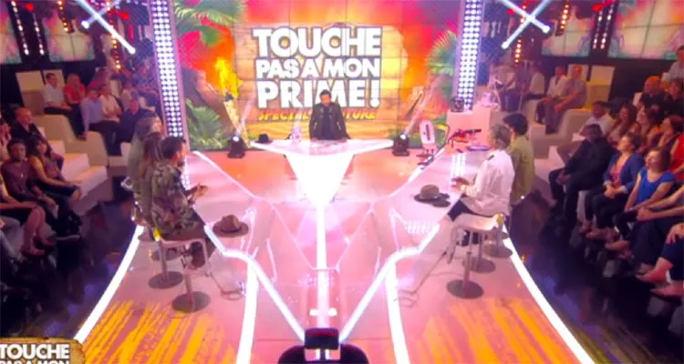 Touche pas à mon prime : épilation réussie, audience garantie pour Cyril Hanouna Touche pas à mon prime : épilation réussie, audience garantie pour Cyril Hanouna