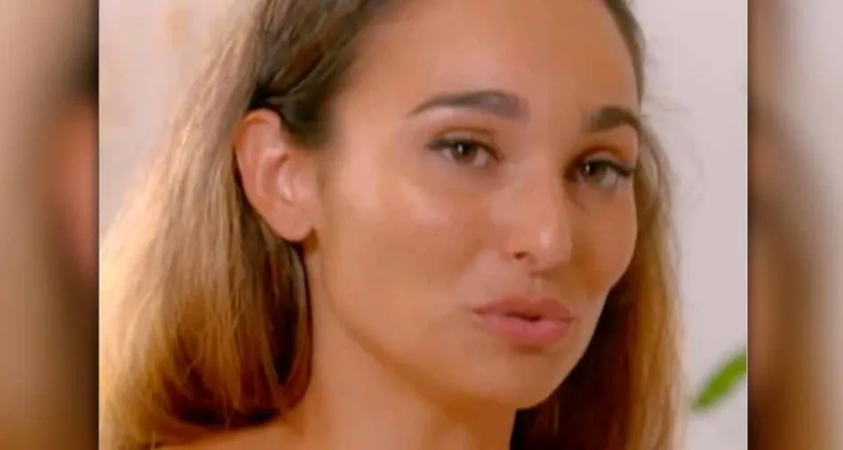 Mariés au premier regard 7 (spoiler) : la mère de Léa absente au mariage, elle s’effondre en larmes sur M6 Mariés au premier regard 7 (spoiler) : la mère de Léa absente au mariage, elle s’effondre en larmes sur M6