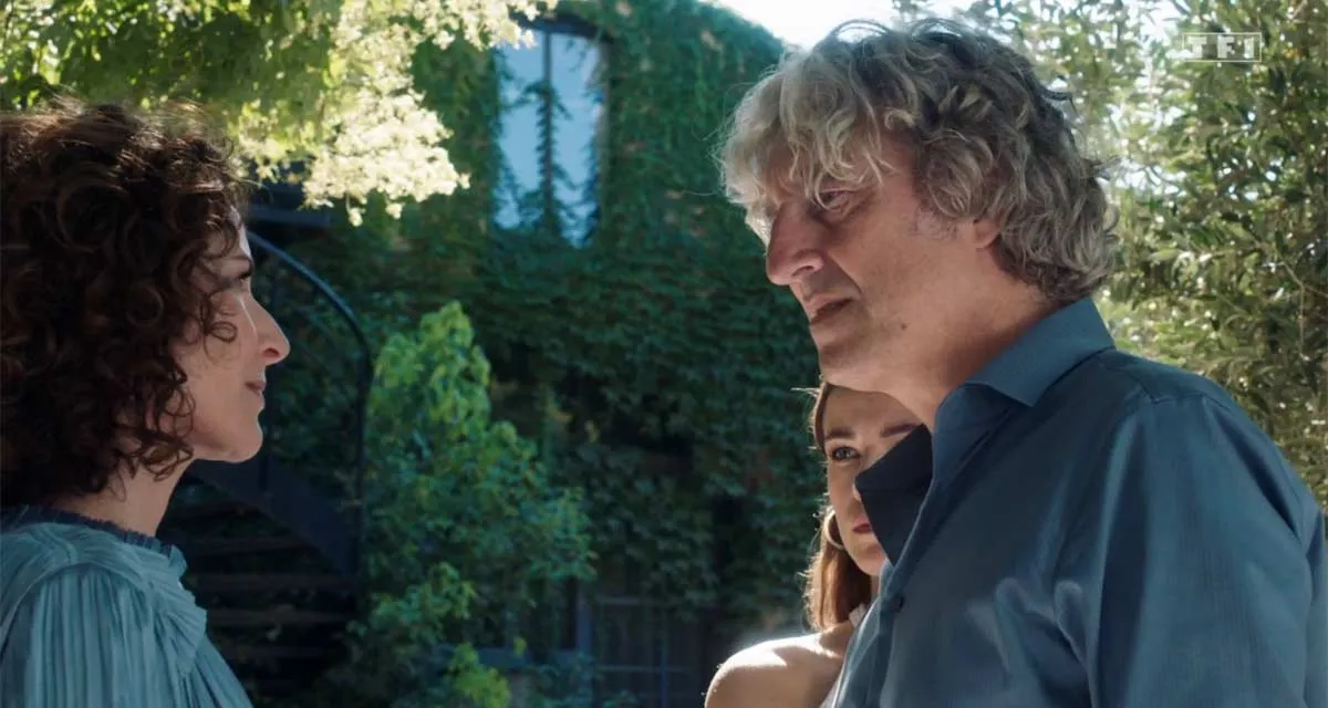 Ici tout commence (spoiler) : Teyssier prêt à anéantir Clotilde, Anaïs sur le point de perdre son poste sur TF1 Ici tout commence (spoiler) : Teyssier prêt à anéantir Clotilde, Anaïs sur le point de perdre son poste sur TF1
