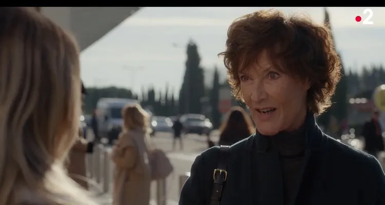 Un si grand soleil (spoiler) : Yasmine se sacrifie pour Anissa, Elisabeth et Jennifer mènent l’enquête Un si grand soleil (spoiler) : Yasmine se sacrifie pour Anissa, Elisabeth et Jennifer mènent l’enquête
