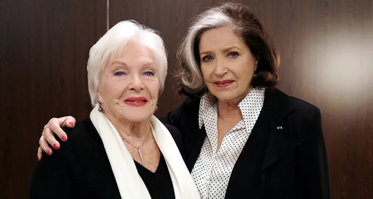 Françoise Fabian (Dix pour cent) : « C’est totalement improbable et amusant d’imaginer Line Renaud et moi en concurrence pour un même rôle » Françoise Fabian (Dix pour cent) : « C’est totalement improbable et amusant d’imaginer Line Renaud et moi en concurrence pour un même rôle »