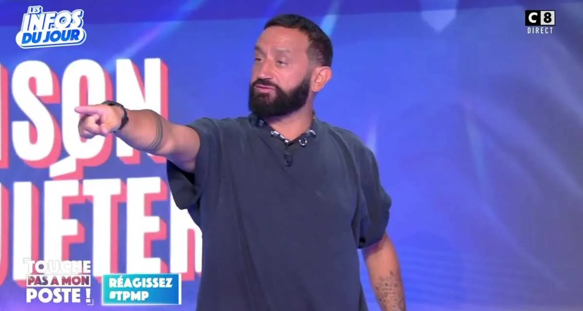 Cyril Hanouna attaqué par Moundir, incident dans Touche pas à mon poste sur C8 Cyril Hanouna attaqué par Moundir, incident dans Touche pas à mon poste sur C8