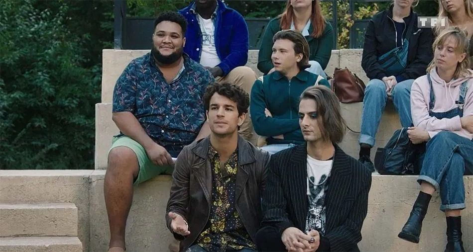 Ici tout commence (spoiler) : Greg s’éloigne d’Eliott, une ancienne élève fait son retour à l’Institut après un incendie sur TF1 Ici tout commence (spoiler) : Greg s’éloigne d’Eliott, une ancienne élève fait son retour à l’Institut après un incendie sur TF1