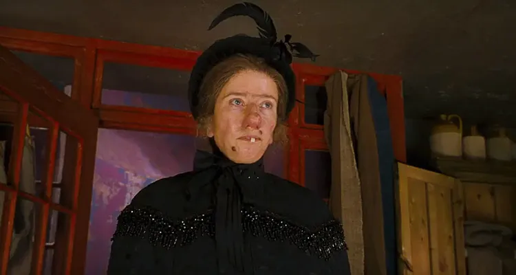 Nanny McPhee (M6) : pourquoi Emma Thompson a changé le nom de son héroïne Nanny McPhee (M6) : pourquoi Emma Thompson a changé le nom de son héroïne