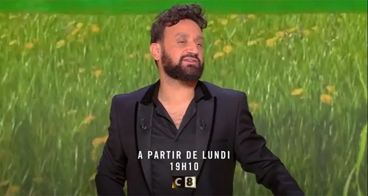 Touche pas à mon poste (C8) : les larmes de Cyril Hanouna, menaces, polémiques, révélations... l’année 2021 renversante de TPMP Touche pas à mon poste (C8) : les larmes de Cyril Hanouna, menaces, polémiques, révélations... l’année 2021 renversante de TPMP