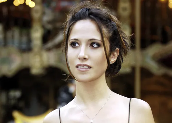 Fabienne Carat : « Les producteurs de Plus belle la vie nous encouragent à aller voir ailleurs » Fabienne Carat : « Les producteurs de Plus belle la vie nous encouragent à aller voir ailleurs »