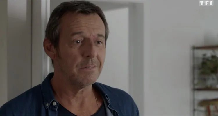 Léo Mattéï et Jean-Luc Reichmann « envahis » par les comédiens de Plus belle la vie Léo Mattéï et Jean-Luc Reichmann « envahis » par les comédiens de Plus belle la vie