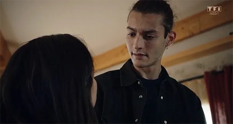 Ici tout commence (spoiler) : Théo manipulé par Clotilde et Antoine ? Les résumés en avance des épisodes du lundi 27 juin au vendredi 1er juillet 2022 sur TF1 Ici tout commence (spoiler) : Théo manipulé par Clotilde et Antoine ? Les résumés en avance des épisodes du lundi 27 juin au vendredi 1er juillet 2022 sur TF1