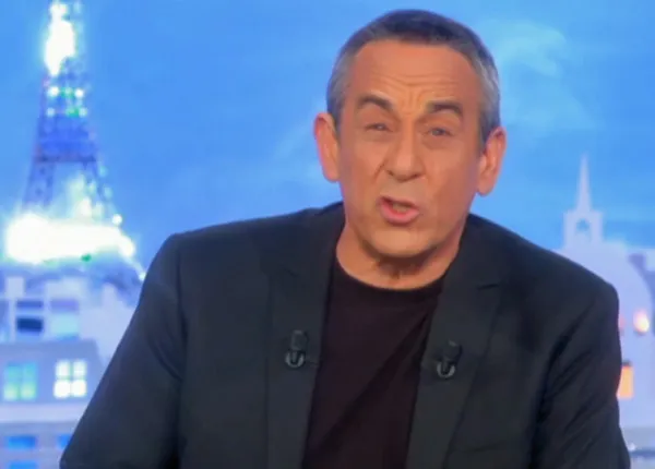 Camille Combal et Christophe Carrière (Touche pas à mon poste) redonnent le sourire à Salut les terriens Camille Combal et Christophe Carrière (Touche pas à mon poste) redonnent le sourire à Salut les terriens