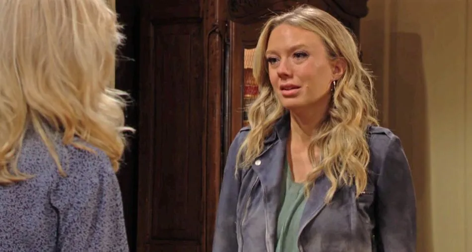 Abby (Melissa Ordway) avoue son adultère à Ashley (Eileen Davidson)